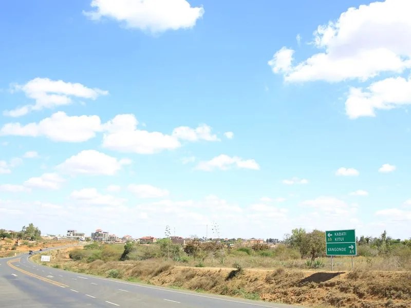 Road leading toward Kabati Town and RKA Specialist Hospital