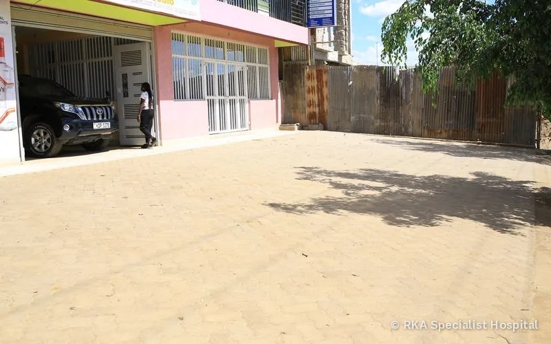 Jengo la RKA Specialist Hospital kwa nje